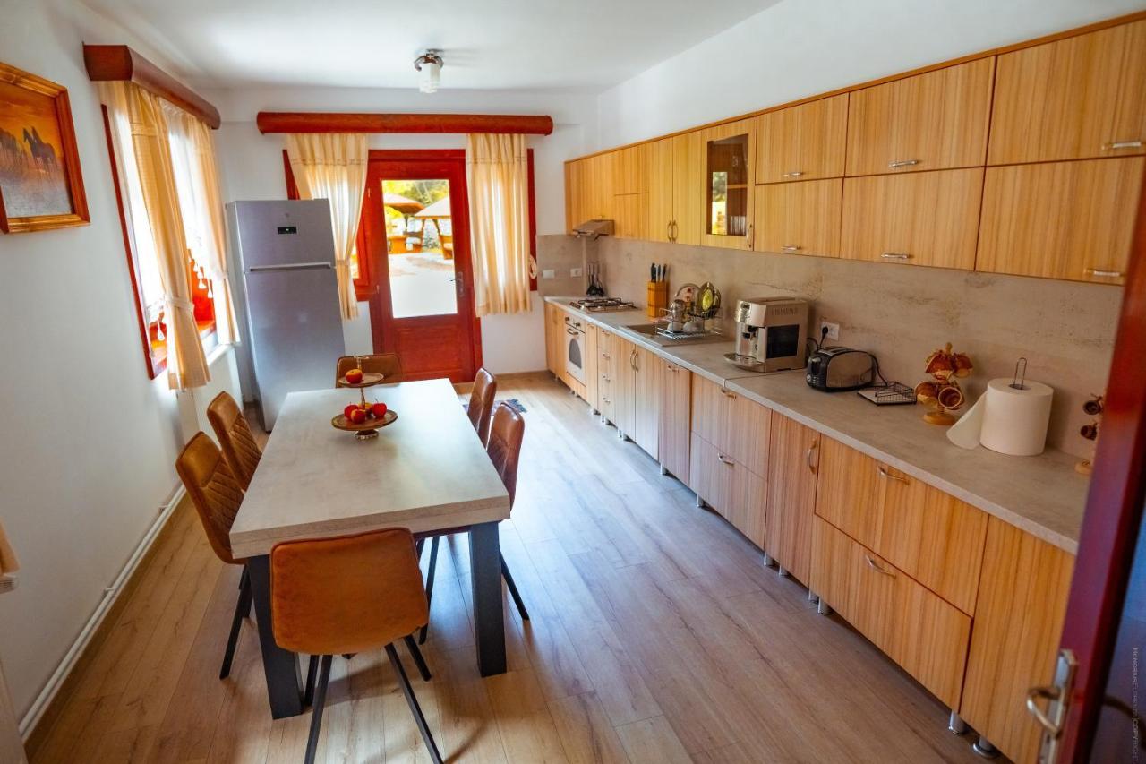 Casa Cheile Dambovicioarei - Cabana 2 Dîmbovicioara المظهر الخارجي الصورة